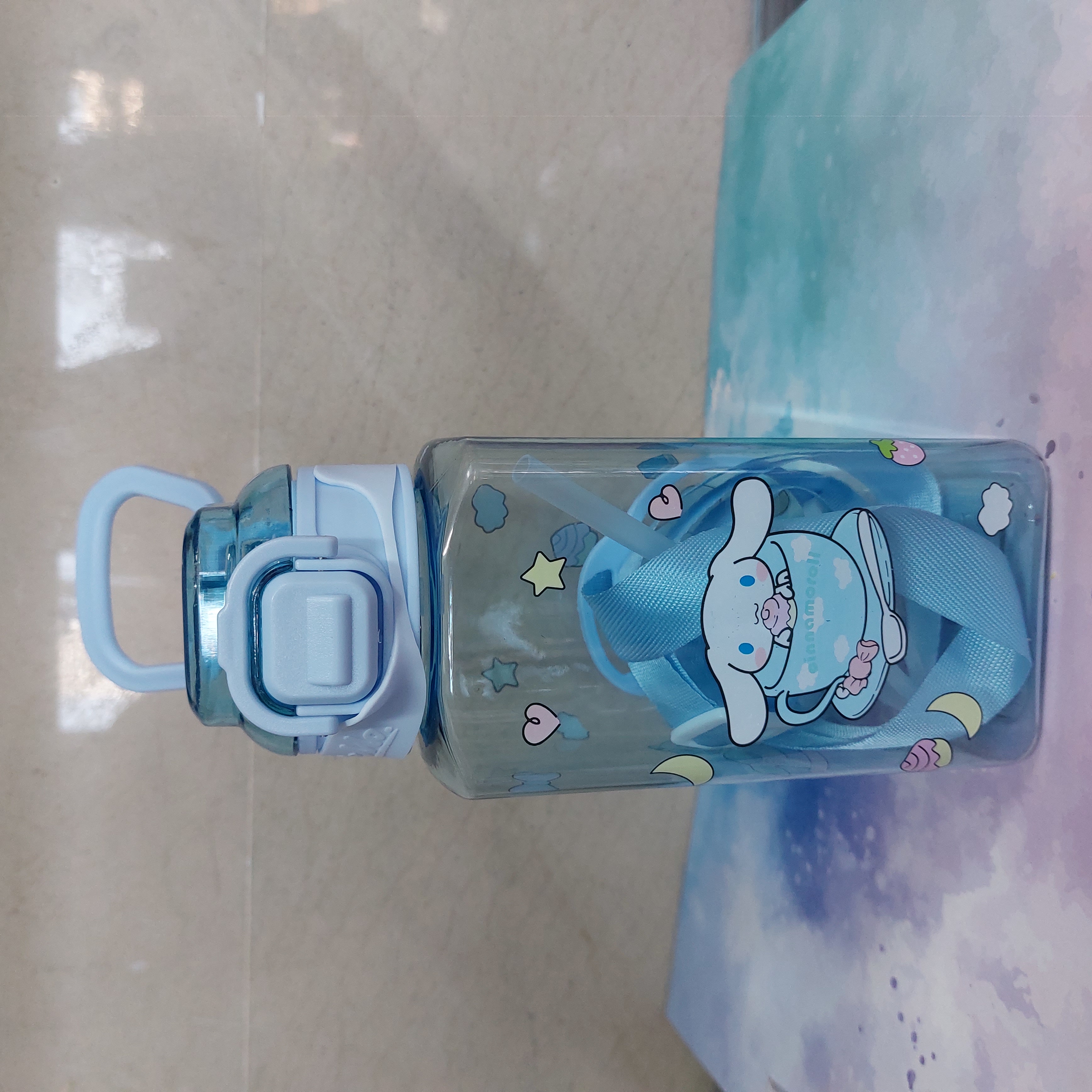 بطری آب سرد