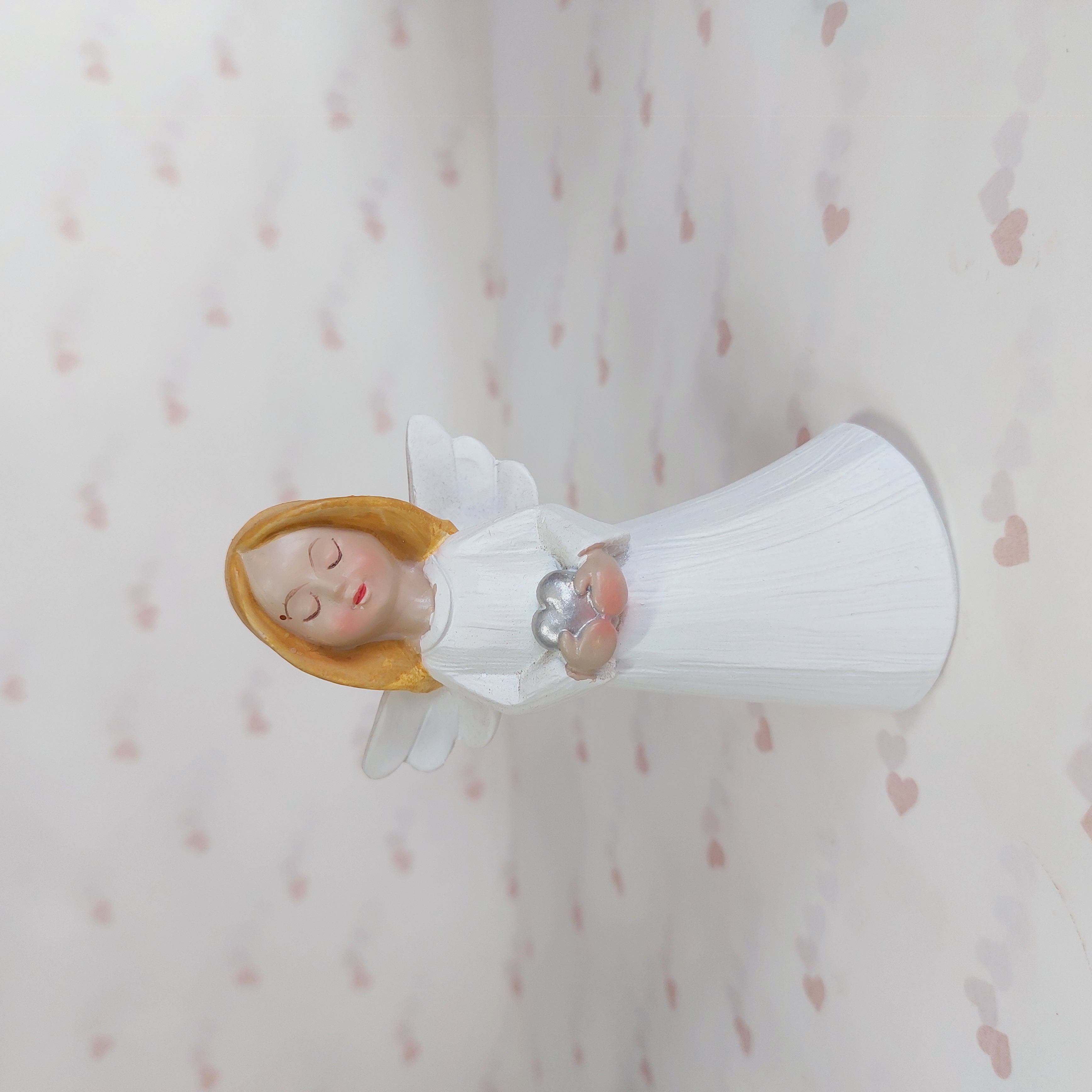 مجسمه های سفید