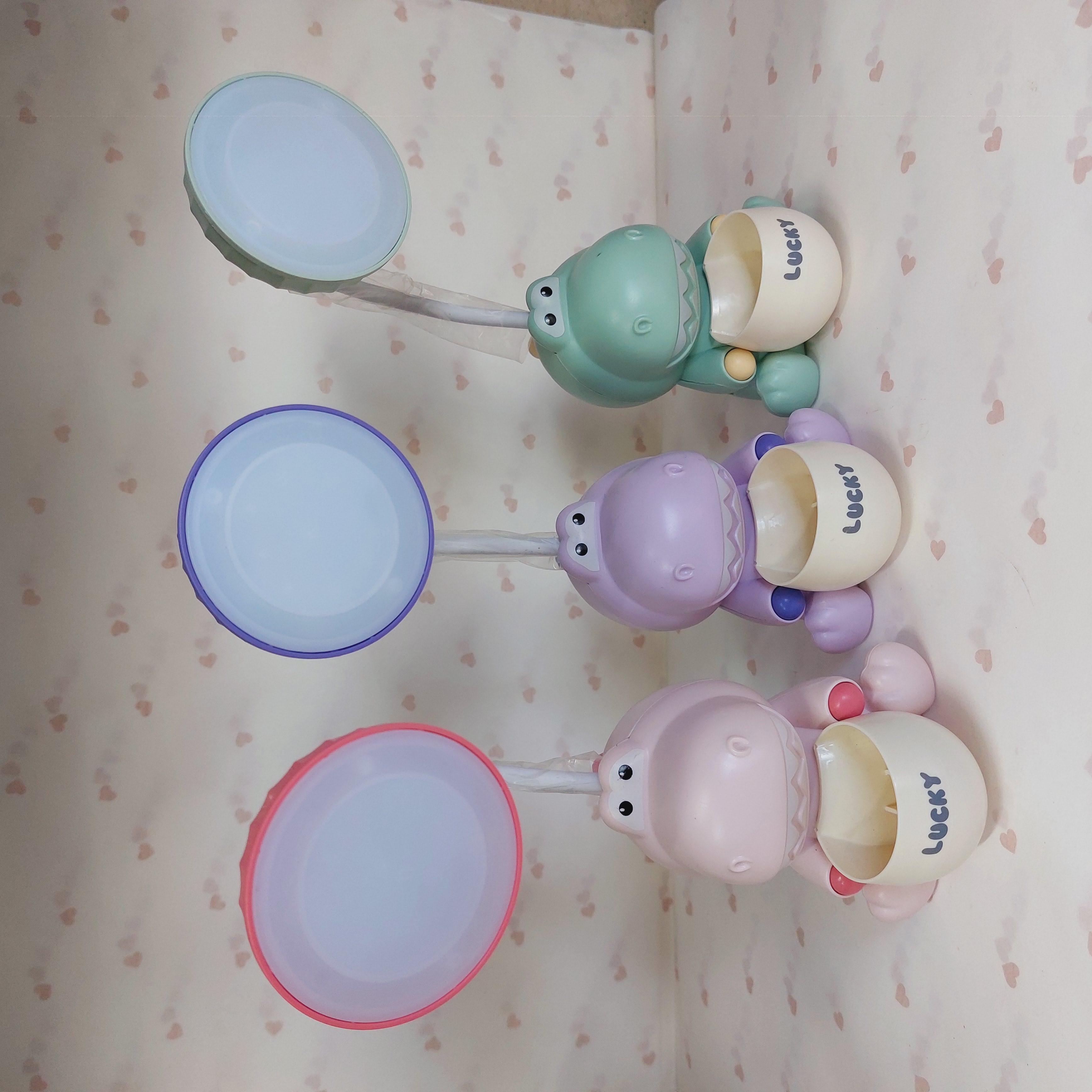 چراغ مطالعه و چراغ خواب دایناسور همراه تراش و جامدادی شارژی