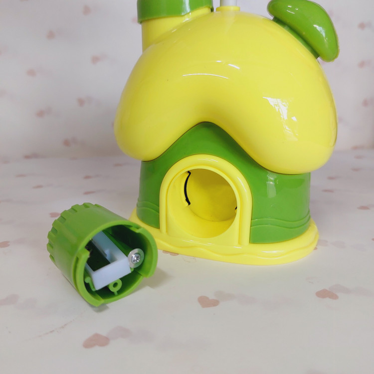 چراغ مطالعه کلبه