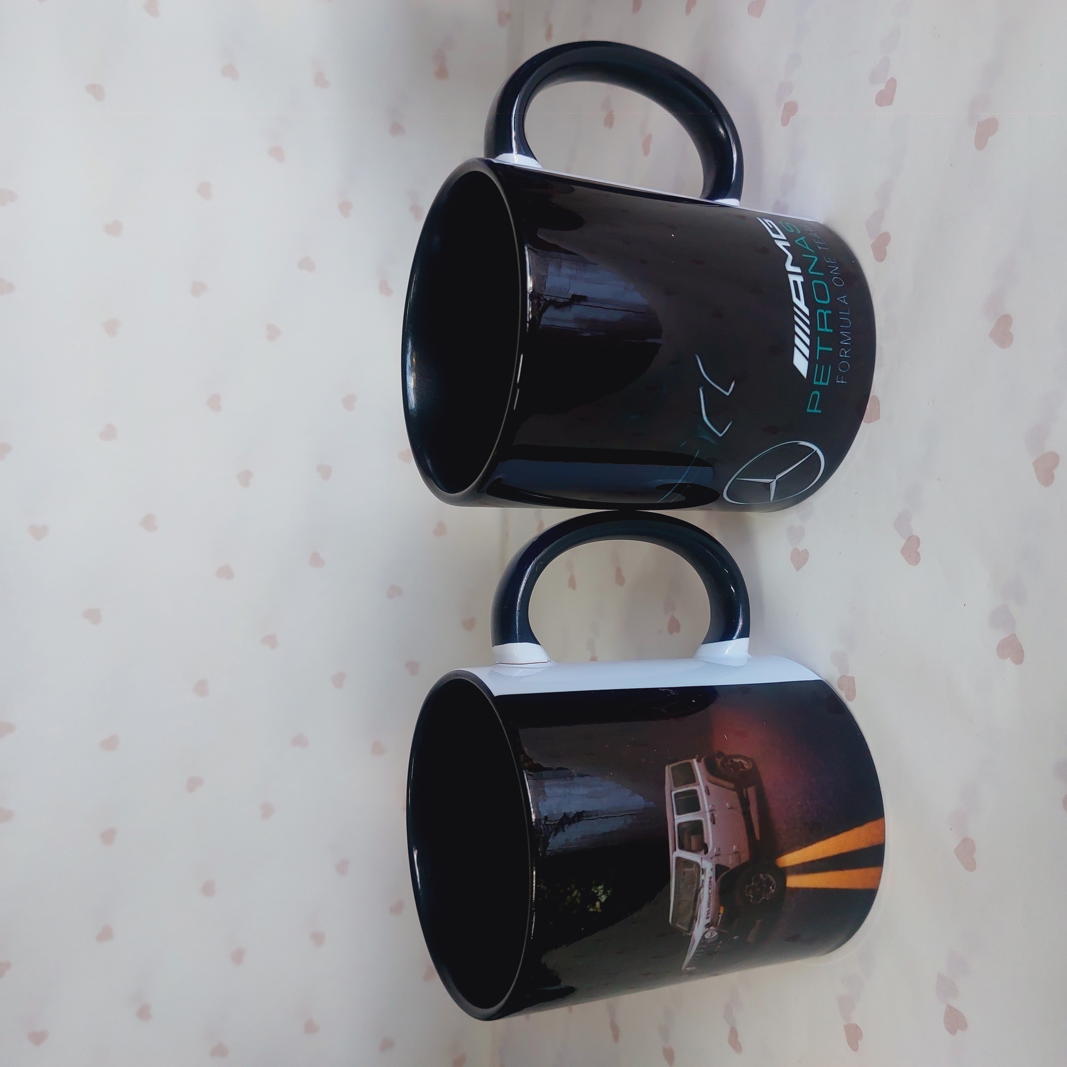 ماگ کار داخل مشکی