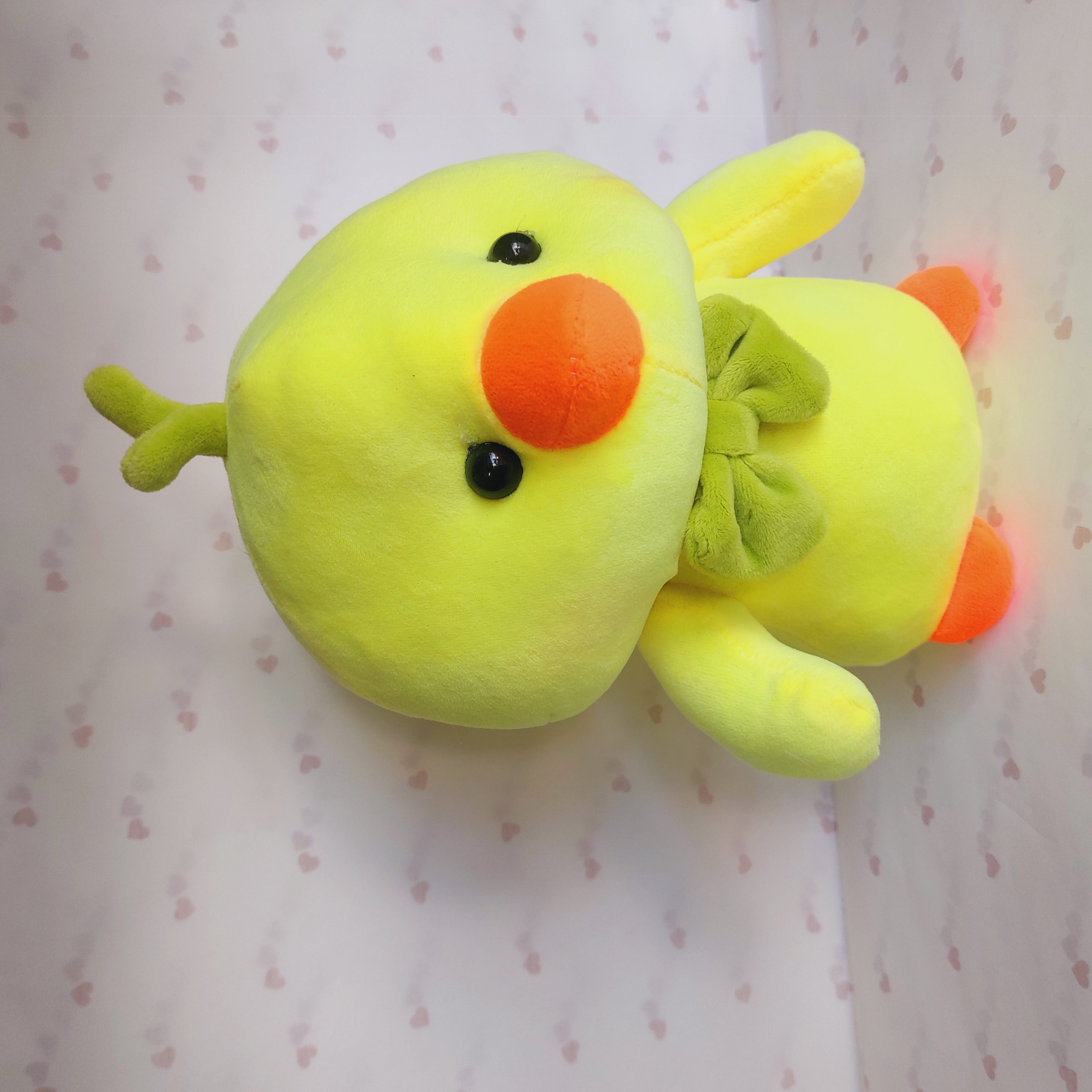 عروسک جوجه طلایی