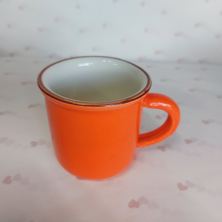 فنجان قهوه بزرگ