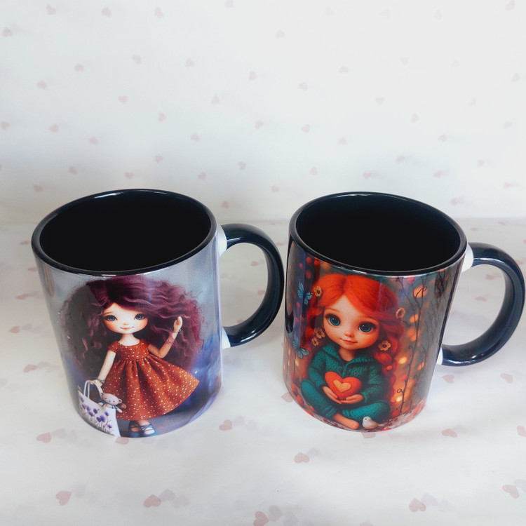 لیوان دخترونه داخل مشکی