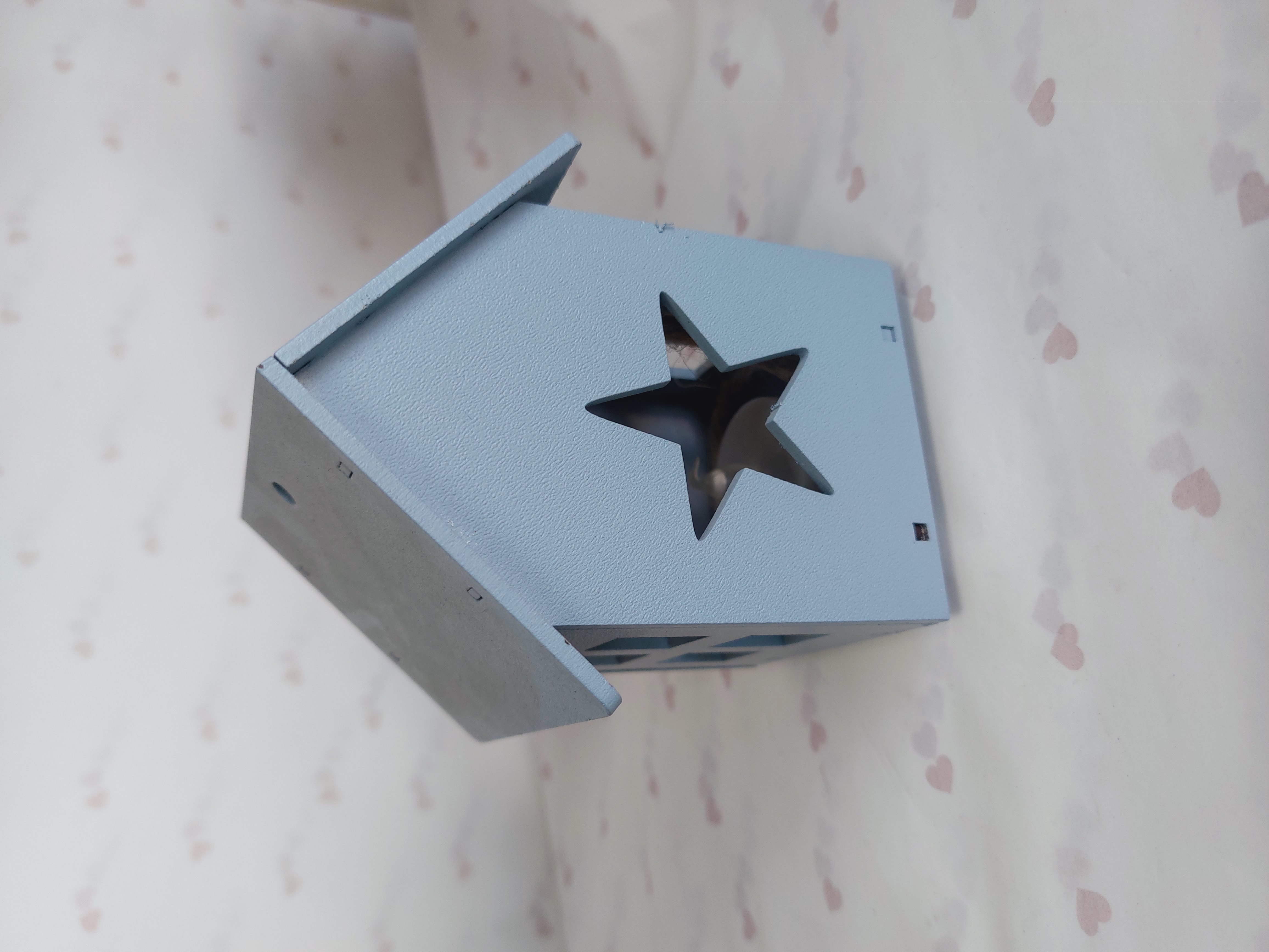 کلبه باطری خور چوبی