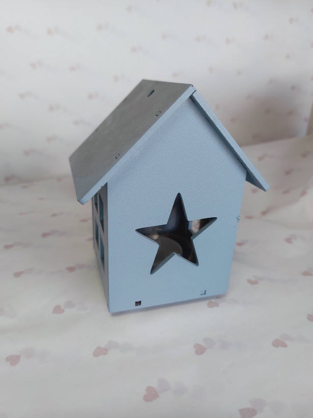 کلبه باطری خور چوبی