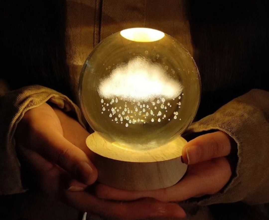 گوی شیشه ای قطر ۱۰سانت چراغدار