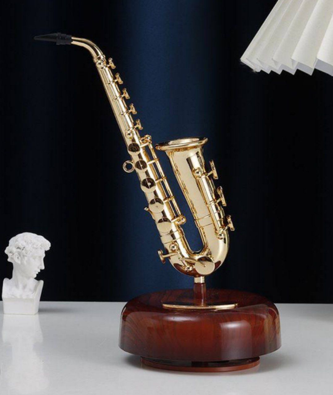 دکوری خاص مناسب روی پیانو