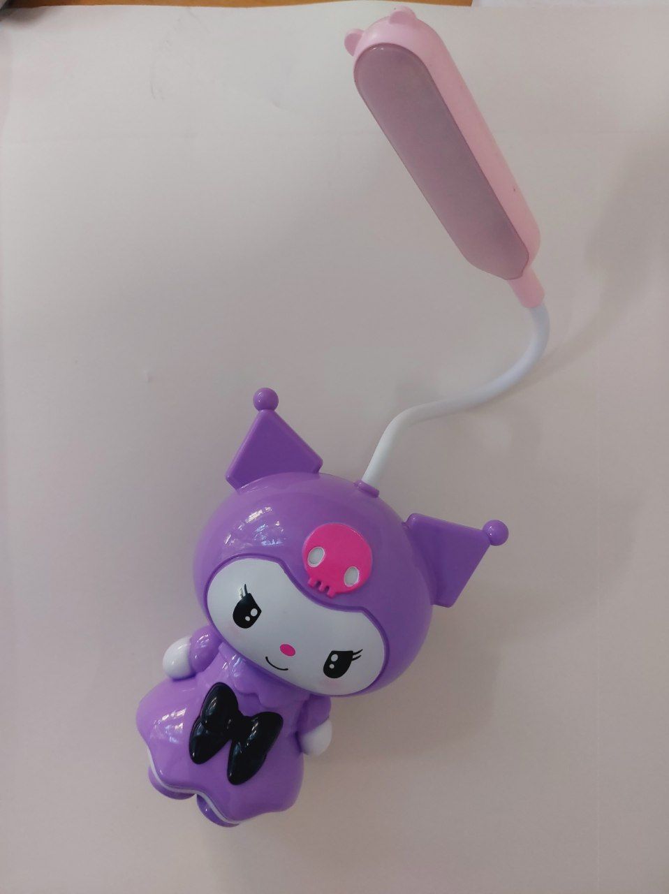 چراغ خواب و مطالعه شارژی