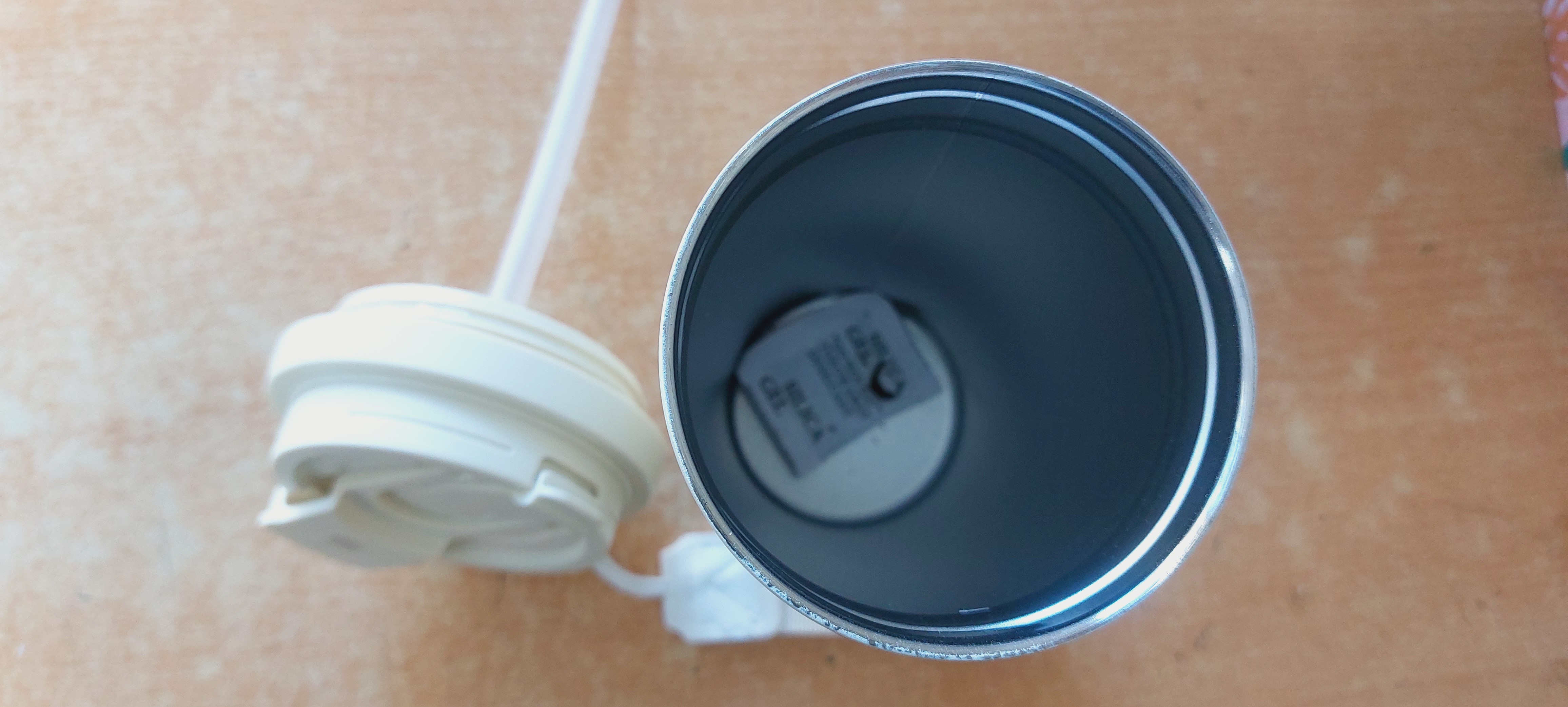 نی دار و آسان لب نوش