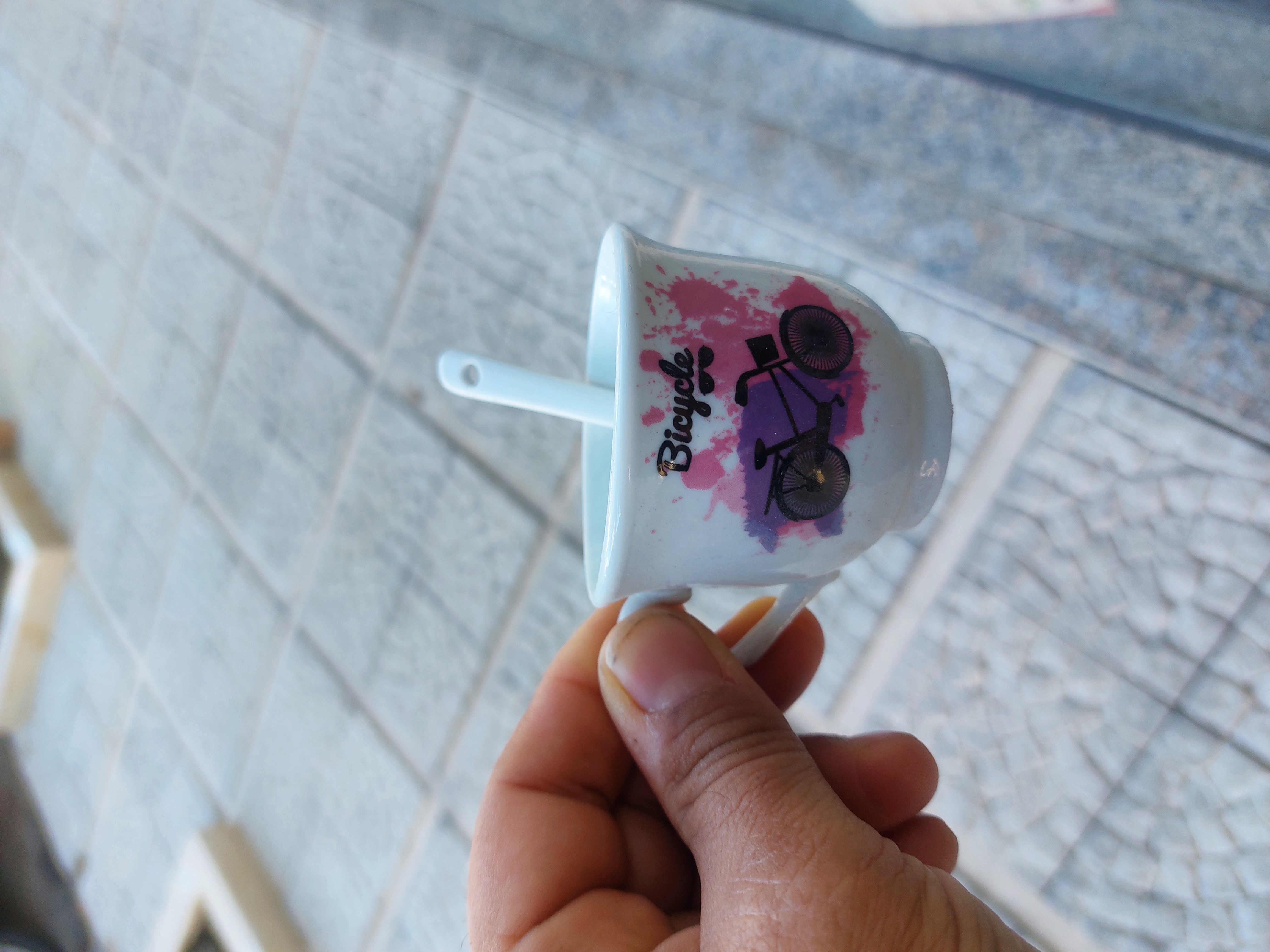 شات قهوه دوچرخه