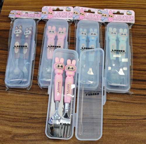 قاشق و چنگال لبوبو