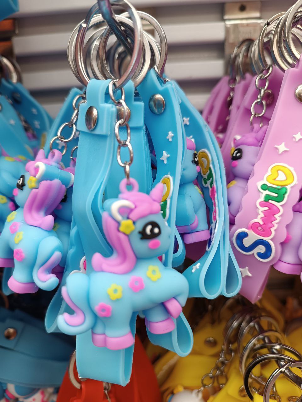 جاسوئیچی سیلیکونی اسب تک شاخ